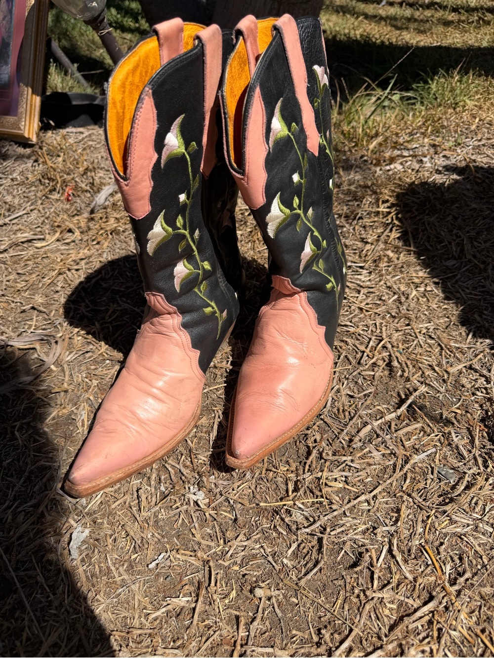 Women's Pink & Black Embroidered Western Boots